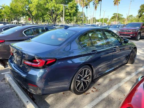 Phytonic Blue Metallic 2023 BMW 530 i