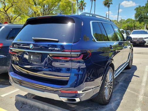 Tanzanite Blue II Metallic 2025 BMW X7 xDrive40i