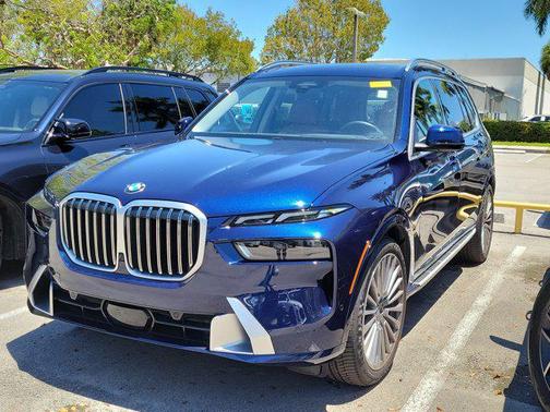 Tanzanite Blue II Metallic 2025 BMW X7 xDrive40i