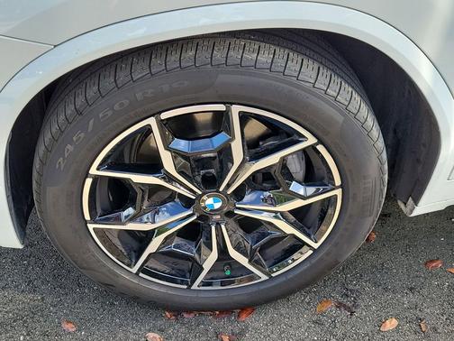 Alpine White 2023 BMW X4 xDrive30i