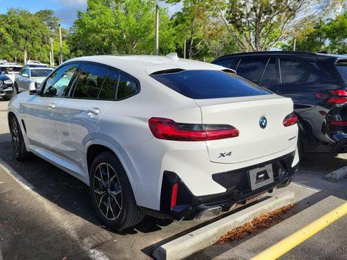 Alpine White 2023 BMW X4 xDrive30i