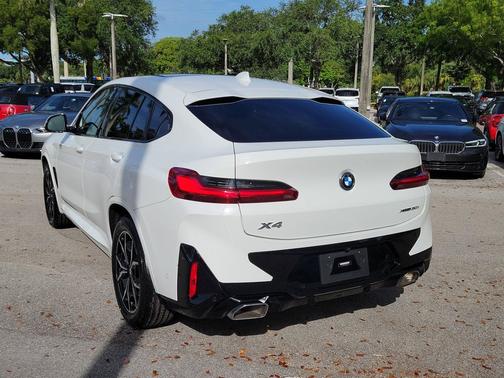 Alpine White 2023 BMW X4 xDrive30i