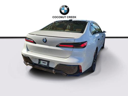 Mineral White Metallic 2026 BMW 740 740i