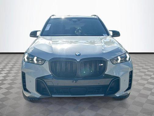 2024 BMW X5 M60i
