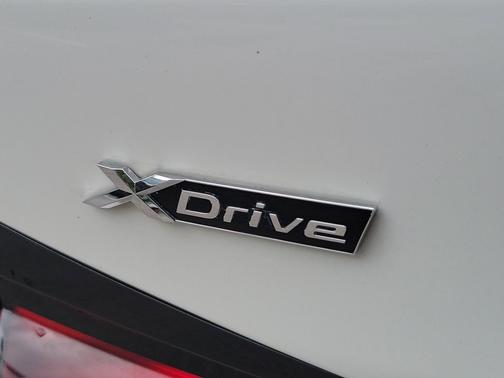 Alpine White 2023 BMW 530e Base