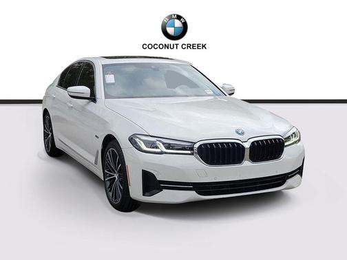 Alpine White 2023 BMW 530e Base