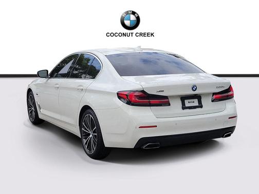 Alpine White 2023 BMW 530e Base