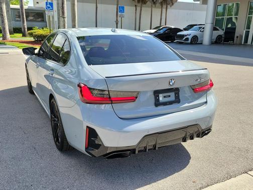 Brooklyn Grey Metallic 2023 BMW M340 M340i