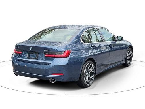 Arctic Race Blue Metallic 2026 BMW 330 330i