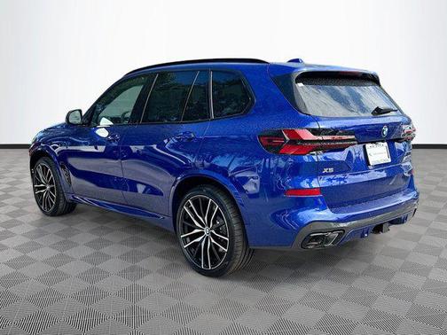 2026 BMW X5 M60i