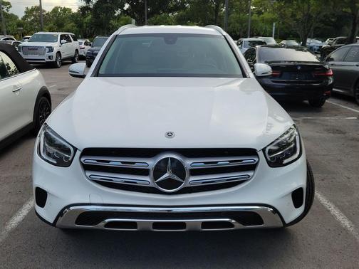 White 2021 Mercedes-Benz GLC 300 4MATIC
