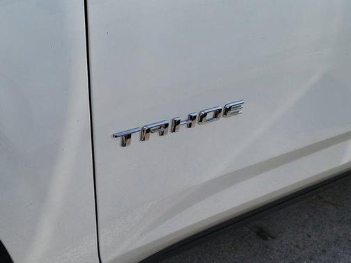 Iridescent Pearl Tricoat 2024 Chevrolet Tahoe Premier