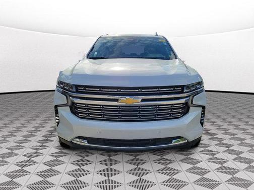 Iridescent Pearl Tricoat 2024 Chevrolet Tahoe Premier