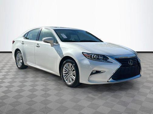 2017 Lexus ES 350 Base