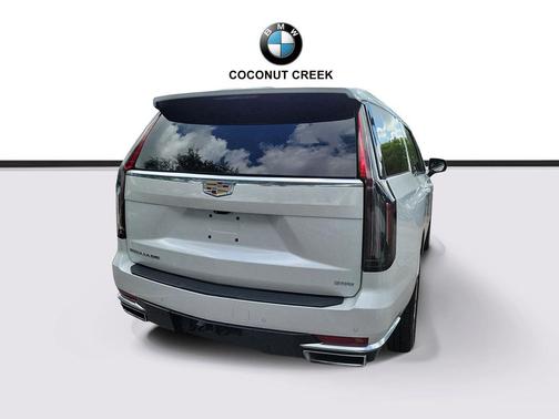 Crystal White Tricoat 2022 Cadillac Escalade ESV Premium Luxury Platinum