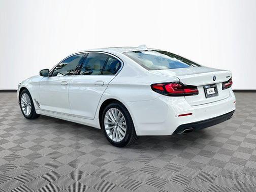 2023 BMW 530 i
