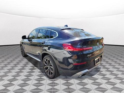 2023 BMW X4 xDrive30i