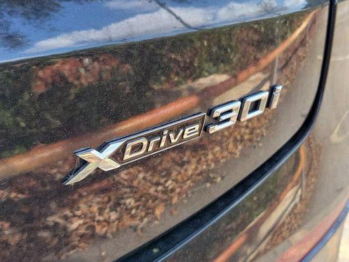 2023 BMW X4 xDrive30i