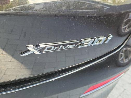 2023 BMW X4 xDrive30i