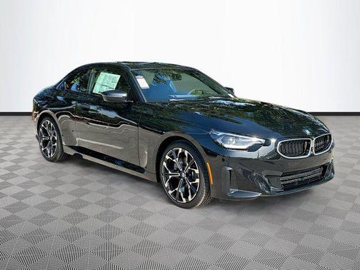 2025 BMW 230 i