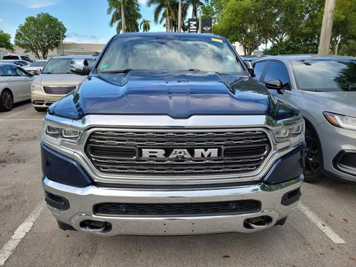 Patriot Blue Pearlcoat 2021 RAM 1500 Limited