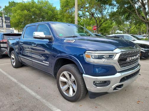 Patriot Blue Pearlcoat 2021 RAM 1500 Limited