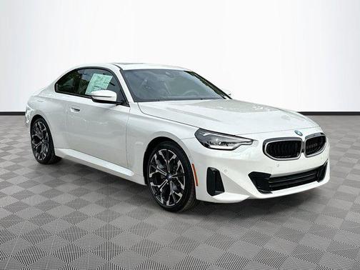 2025 BMW 230 i