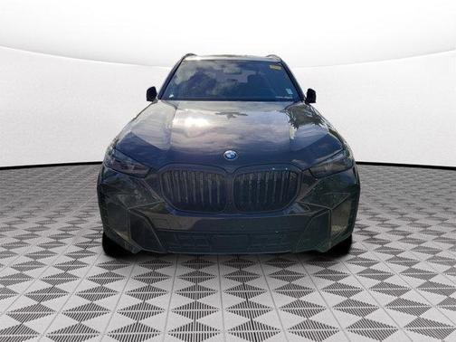 Black Sapphire Metallic 2024 BMW X5 sDrive40i
