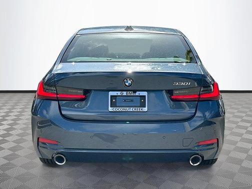 2025 BMW 330 330i Sedan