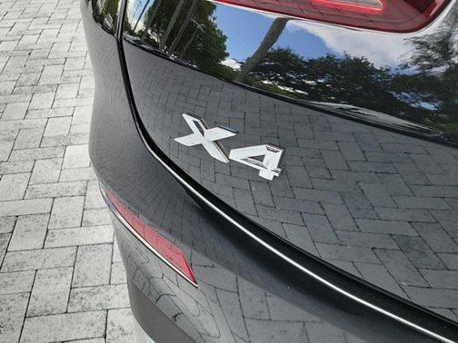Jet Black 2024 BMW X4 xDrive30i
