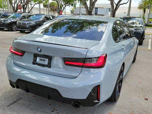 Brooklyn Grey Metallic 2023 BMW 330 330i