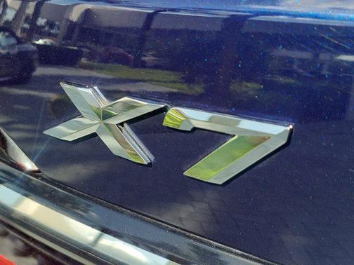 Tanzanite Blue II Metallic 2023 BMW X7 xDrive40i