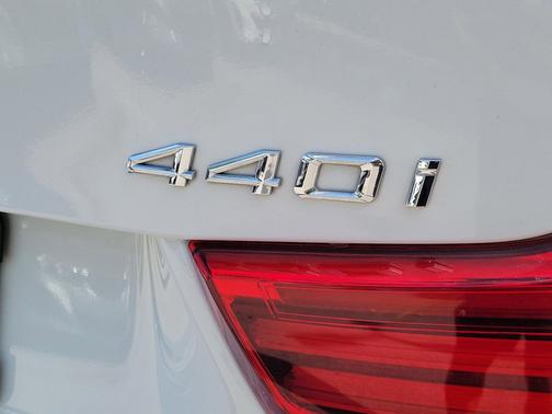 Alpine White 2019 BMW 440 i
