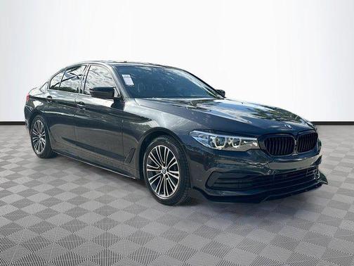 2019 BMW 530 530i