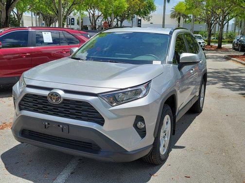 Silver Sky Metallic 2021 Toyota RAV4 XLE