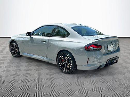 2025 BMW 230 i