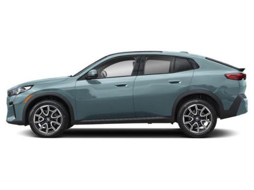 Cape York Green Metallic 2026 BMW X2 xDrive28i
