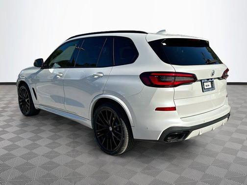 2021 BMW X5 M50i