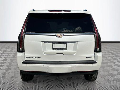 2020 Cadillac Escalade Platinum