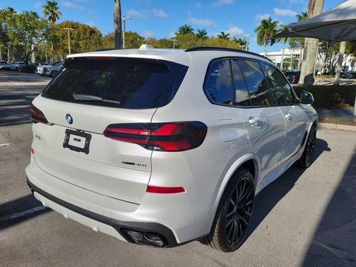 2026 BMW X5 sDrive40i