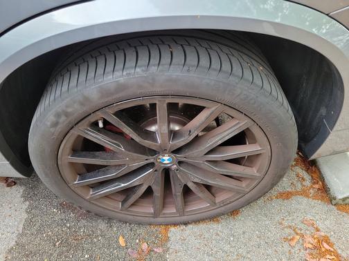 Skyscraper Grey Metallic 2024 BMW X5 sDrive40i
