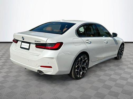 2026 BMW 330 i