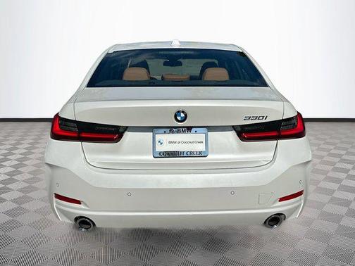 2026 BMW 330 i
