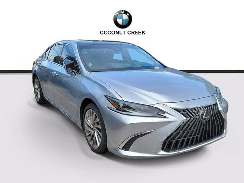Iridium 2022 Lexus ES 350 Ultra Luxury