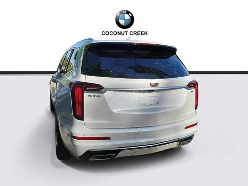 Crystal White Tricoat 2024 Cadillac XT6 Premium Luxury FWD