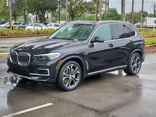 2023 BMW X5 PHEV xDrive45e