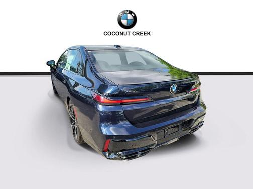 Carbon Black Metallic 2026 BMW 760 xDrive