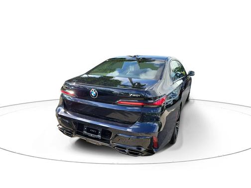 Carbon Black Metallic 2026 BMW 760 xDrive