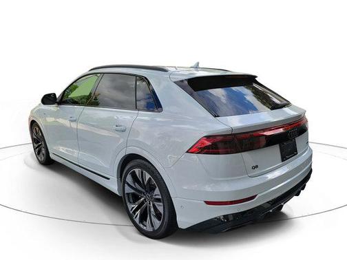 Glacier White Metallic 2026 Audi Q8 55 Premium Plus