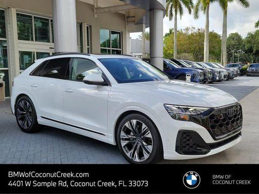 Glacier White Metallic 2026 Audi Q8 55 Premium Plus